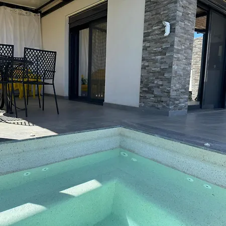 Aelia Horizon Villas - Corinthia Xilokeriza Exterior photo